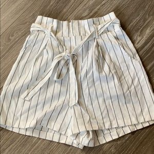 High waisted ruffle shorts